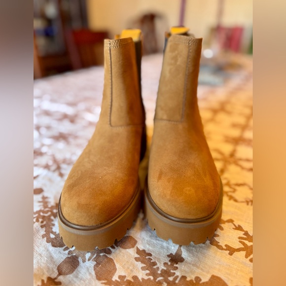 NEW Timberland Womens Carnaby Cool Chelsea Boot - Tan Size 9 - Picture 8 of 12